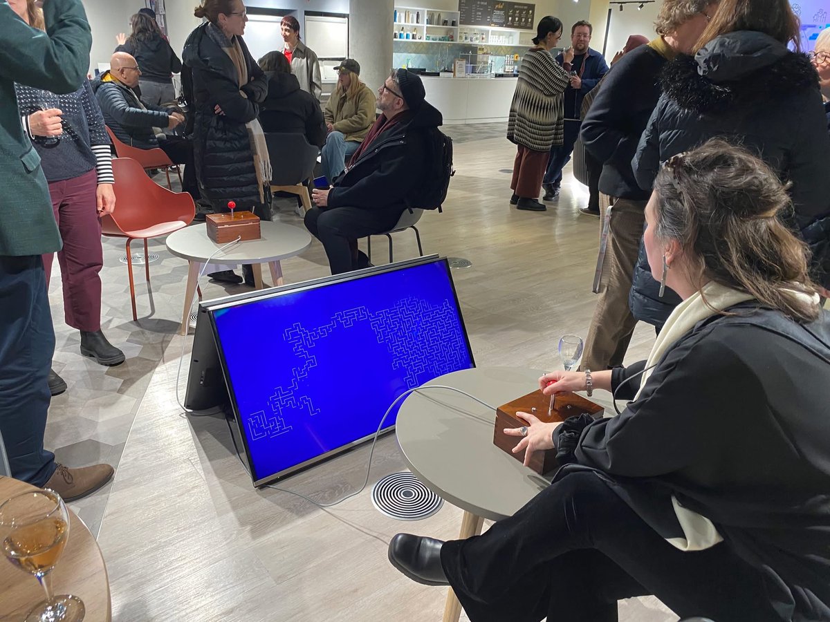 BellSquareLDN (@bellsquareldn) on Twitter photo #AAAMaze continues <a href="/RichmondUniLdn/">Richmond American University London</a> a chance to explore the #infinitemaze as created by artist #PawelJanicki #AAAMaze continues <a href="/RichmondUniLdn/">Richmond American University London</a> a chance to explore the #infinitemaze as created by artist #PawelJanicki
