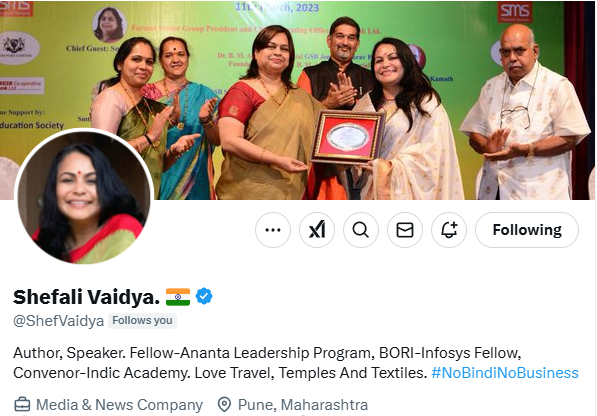 SaturnianSage's tweet photo. Honored to be followed by you @ShefVaidya💐🙏

Die hard fans of your #LongReads

#TempleTrails #DharmaMusings #DeviTemples #Tulunadu #CoastalKarnataka hits the sweet spot, perfectly describes our family temple in the rural riverine ambience of Kerala. https://t.co/lSlcQZ1920