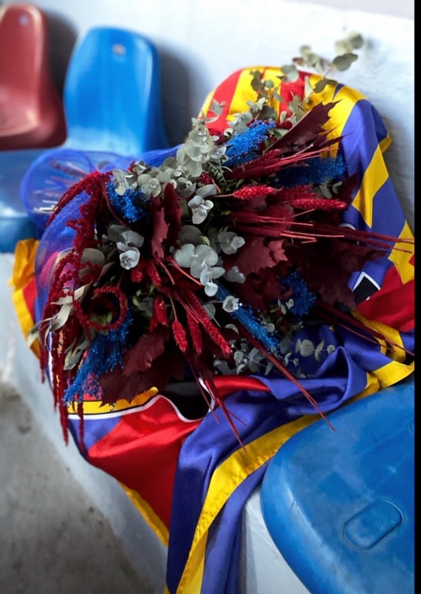 Sempre amb nosaltres amic.
💙❤️💙❤️

Vos estimem