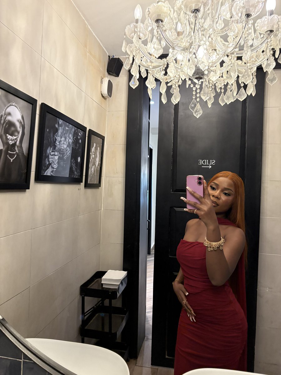 AdaofLONDON's tweet image. Solo date to celebrate Valentine’s Day❤️
I love you Ada🥹