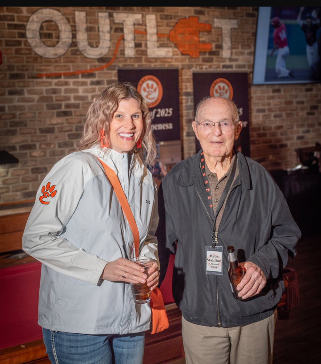 ehshof's tweet image. We lost one of ours yesterday. Rest in peace Coach Babe Stahlhut shown here recently with our current AD, Amy Boscolo. Watch Coach’s induction video here: m.youtube.com/watch?v=nwECEG….