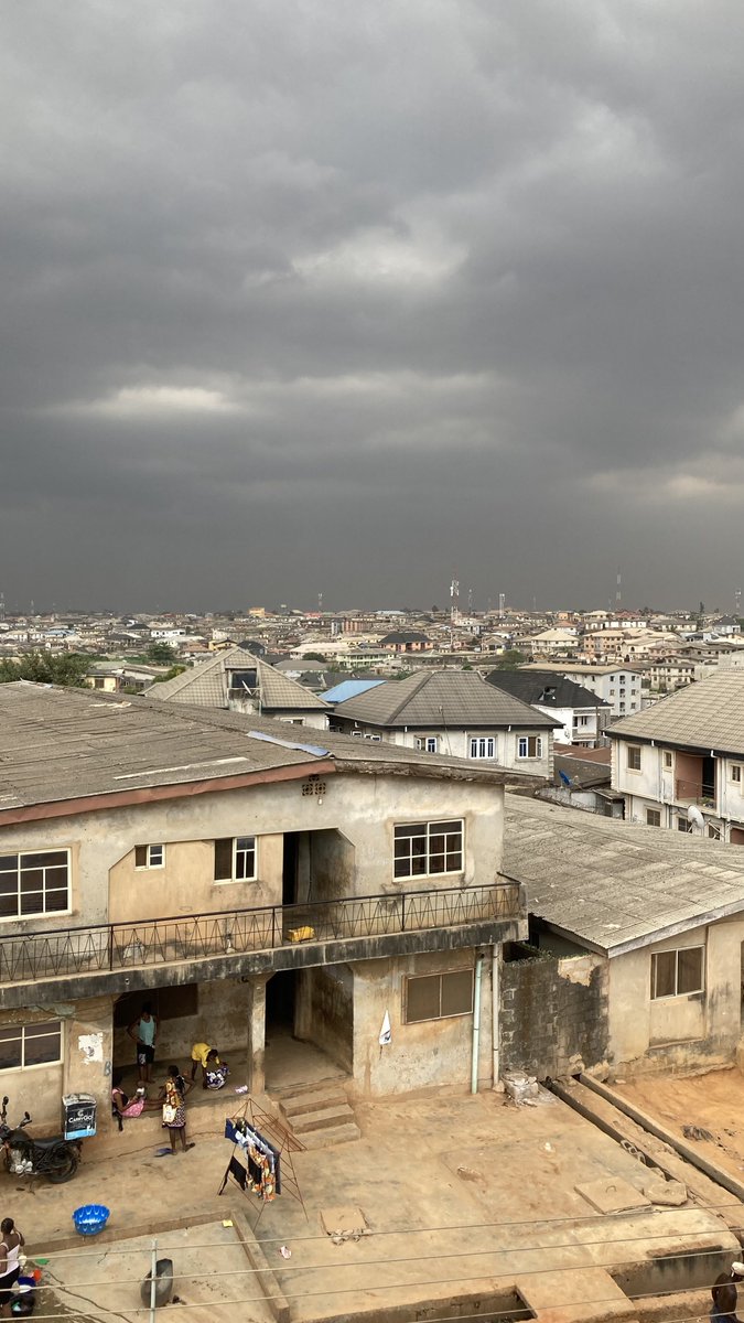 TERO1X_'s tweet image. I love my apartment cuz I literally get the best view, (Nigerian standard) especially at night ❤️