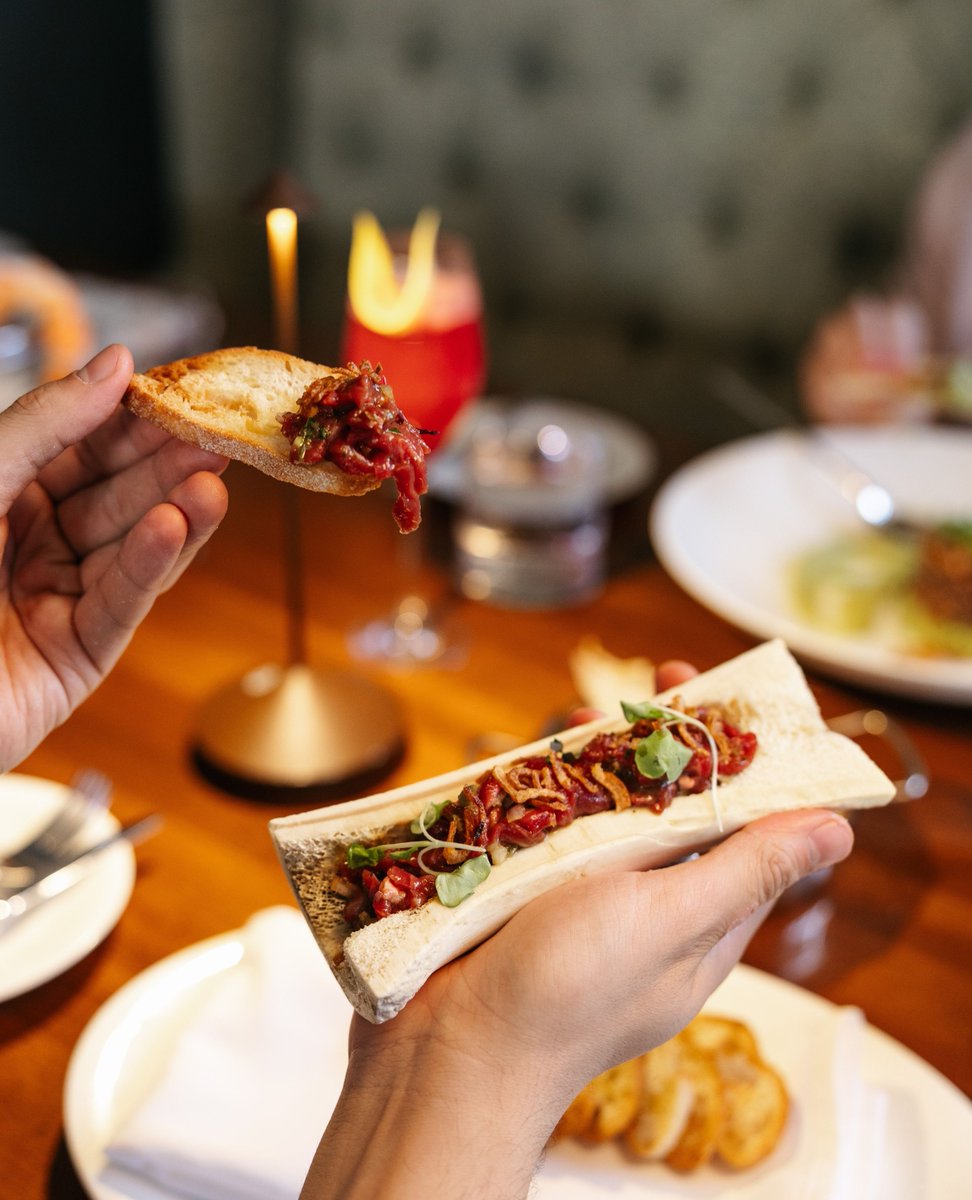 Saturday indulgence starts here. Prime Steak Tartare served in a bone marrow canoe, paired with housemade pickles and toasted sourdough.  

Reserve your table at BlueBloodSteakhouse.com⁠

#BlueBloodSteakhouse #SteakTartare #BoneMarrow #TorontoEats