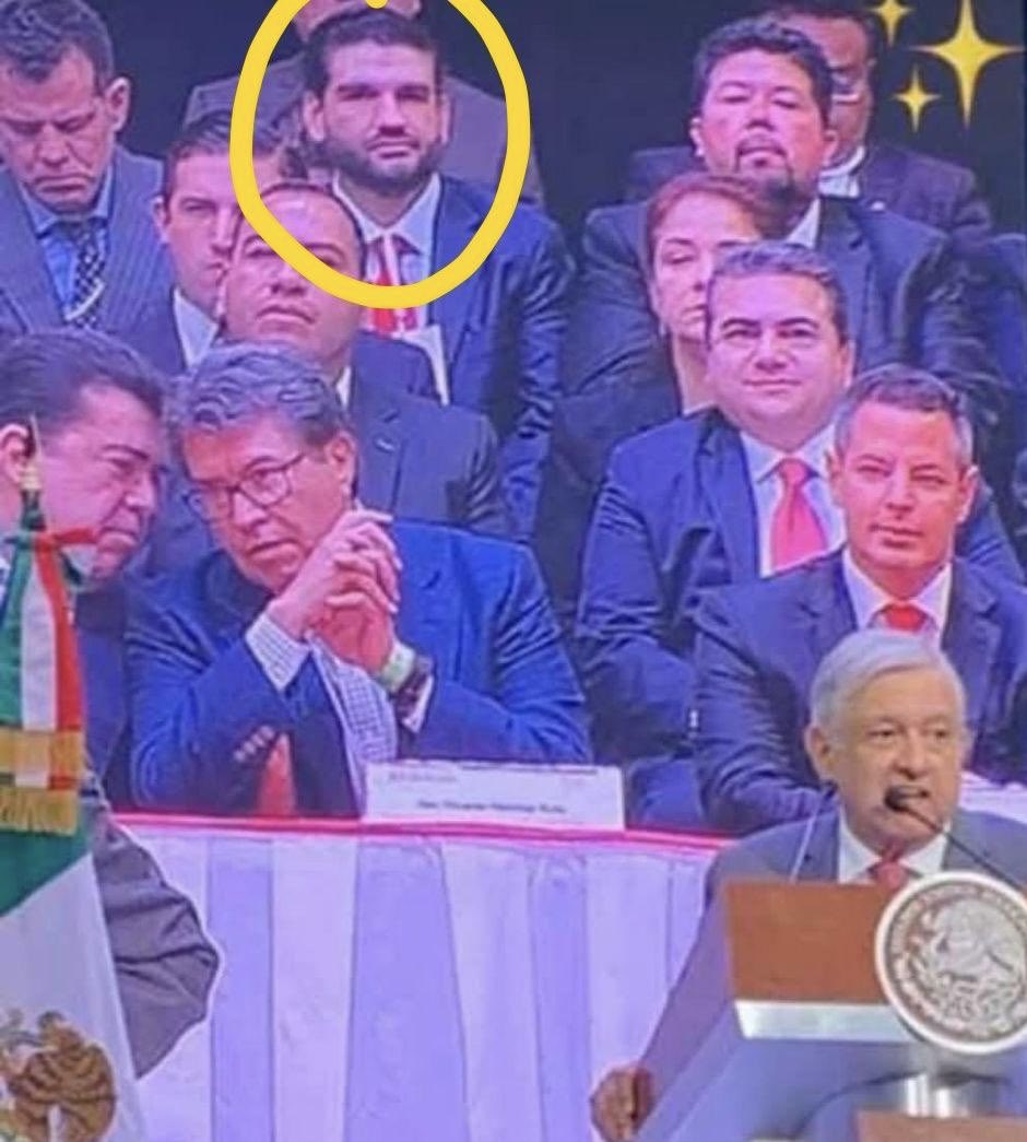 JTrianaT's tweet image. El abogado del "Mayo" Zambada que entregó en el Consulado de México en NY la solicitud para que su cliente regrese al país, es muy cercano a MORENA. Apoyó a Sheinbaum en campaña y colaboró en el gobierno de Américo Villarreal en Tamaulipas. 

Y dicen que no son un NARCOGOBIERNO.