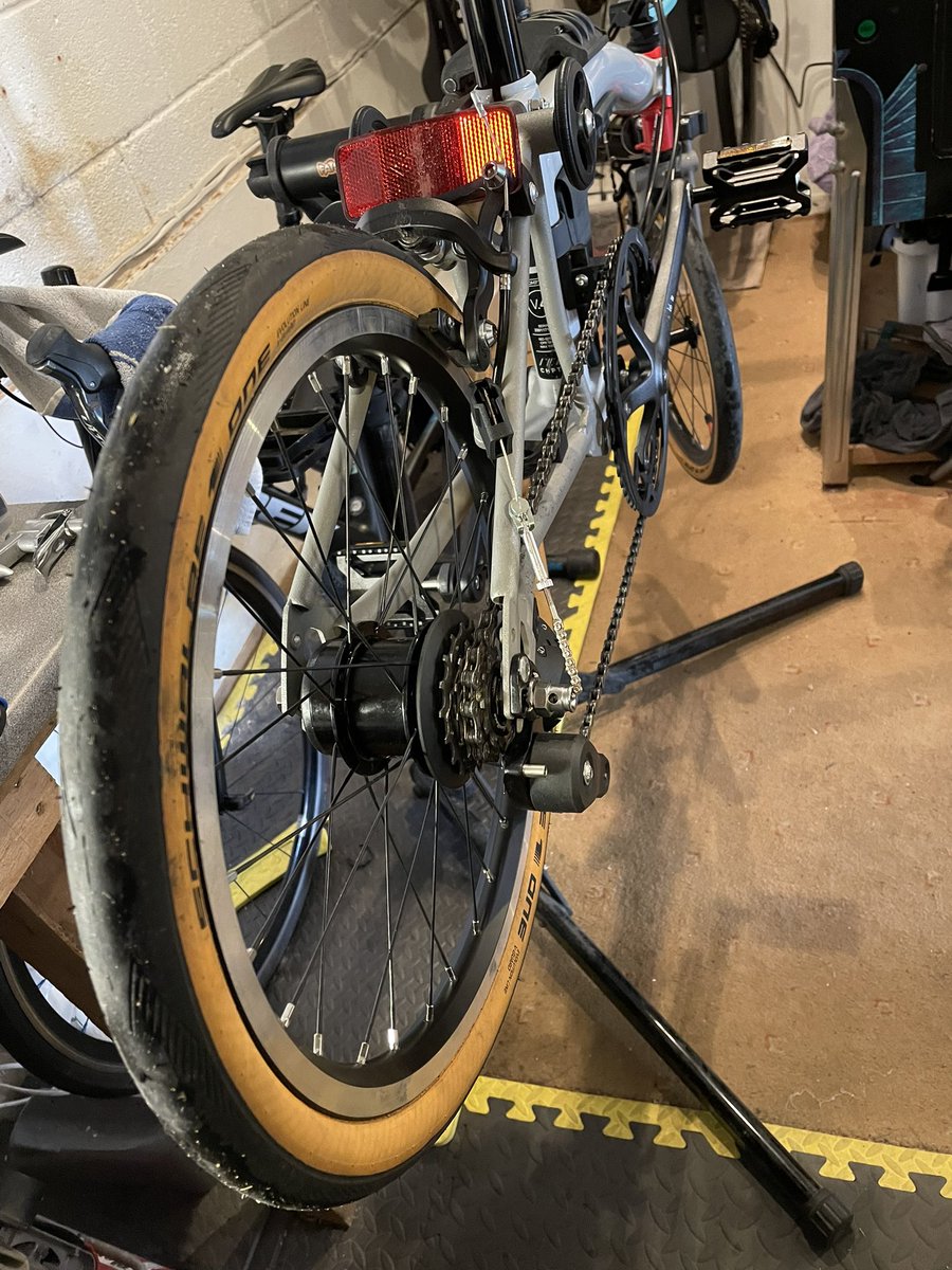 Andrew Chalke (@chalke64) on Twitter photo Thanks to Hannah <a href="/BrilliantBikes/">Brilliant Bikes</a> great video and excellent customer service I now have a 12-speed CHPT-3 v4 <a href="/BromptonBicycle/">Brompton Bicycle</a> 😍. Thanks to Hannah <a href="/BrilliantBikes/">Brilliant Bikes</a> great video and excellent customer service I now have a 12-speed CHPT-3 v4 <a href="/BromptonBicycle/">Brompton Bicycle</a> 😍.