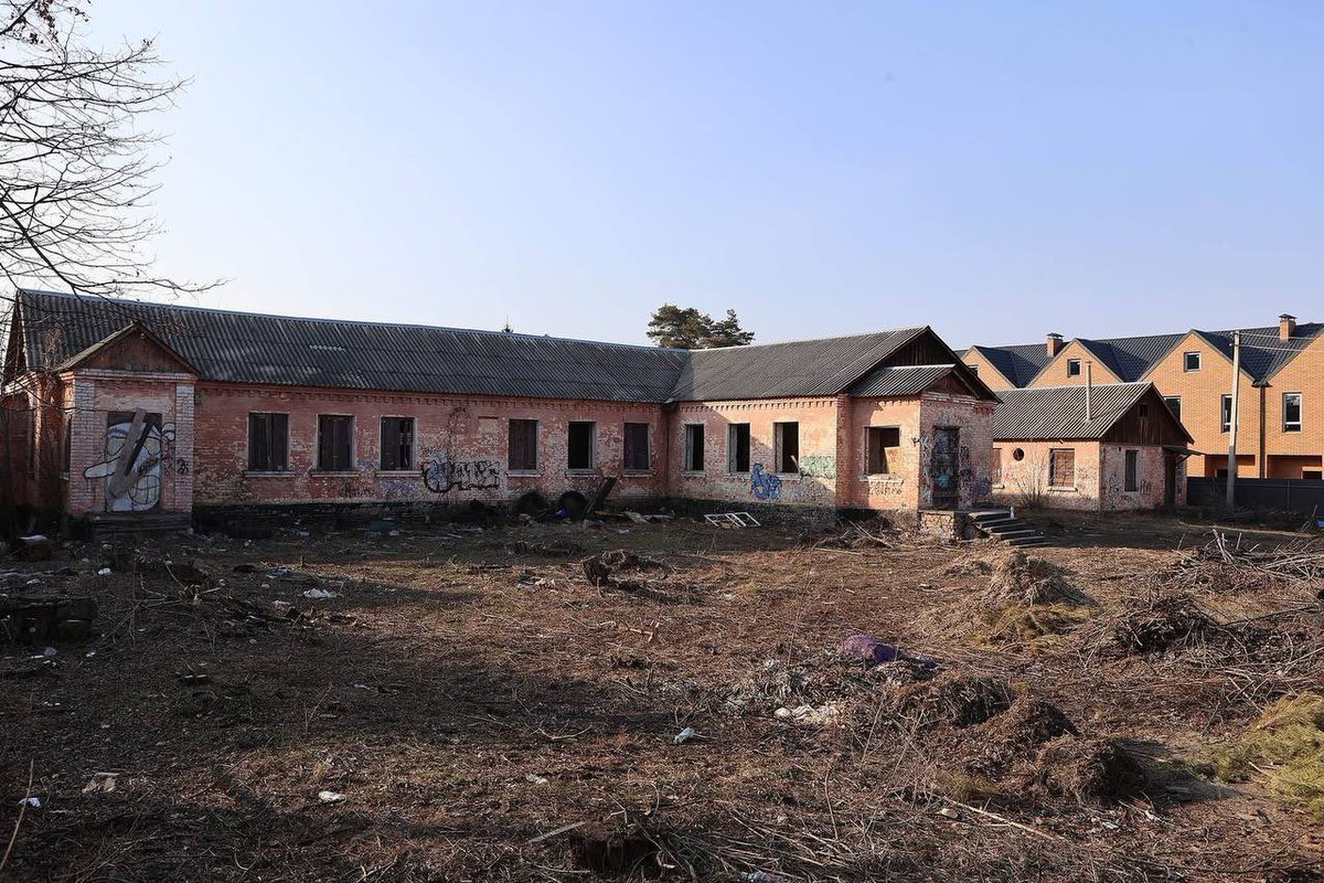 kravchukirpin's tweet photo. Today, on behalf of our entire community, I want to thank Azerbaijan and all the people of this country for their large-scale assistance in the reconstruction of Irpin

@AzerbaijanMFA, @SMardaliyev 

https://t.co/X3BdxxSDJL https://t.co/SP6NuMgjzz