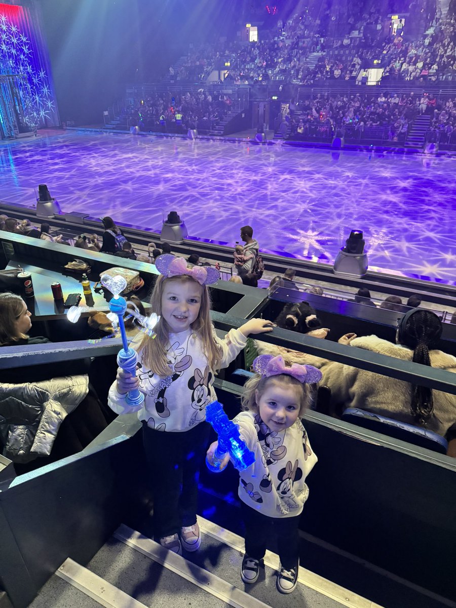#DisneyOnIce