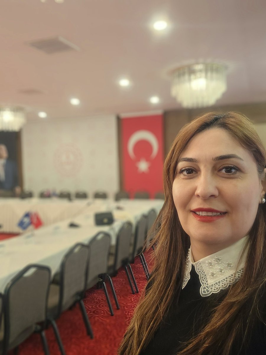 ilknrm's tweet photo. Legadder (Lider Eğitimcileri, Gönüllüleri ve Akademisyenleri Destekleme Derneği) "Eğitimde Sürdürülebilirlik ve Yenilikçi Okullar" Ankara Çalıştayı👍🇹🇷🙏
#22Şubat #Legadder #Ankara 
#sürdürülebilireğitim #yenilikçiokullar https://t.co/eigd5axgWv