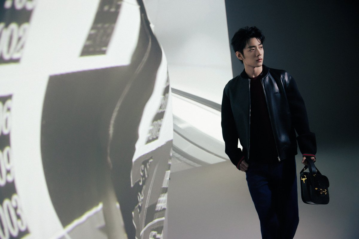 2025/02/22 肖戦工作室微博更新 肖戦がGucciをまとい、ファッション