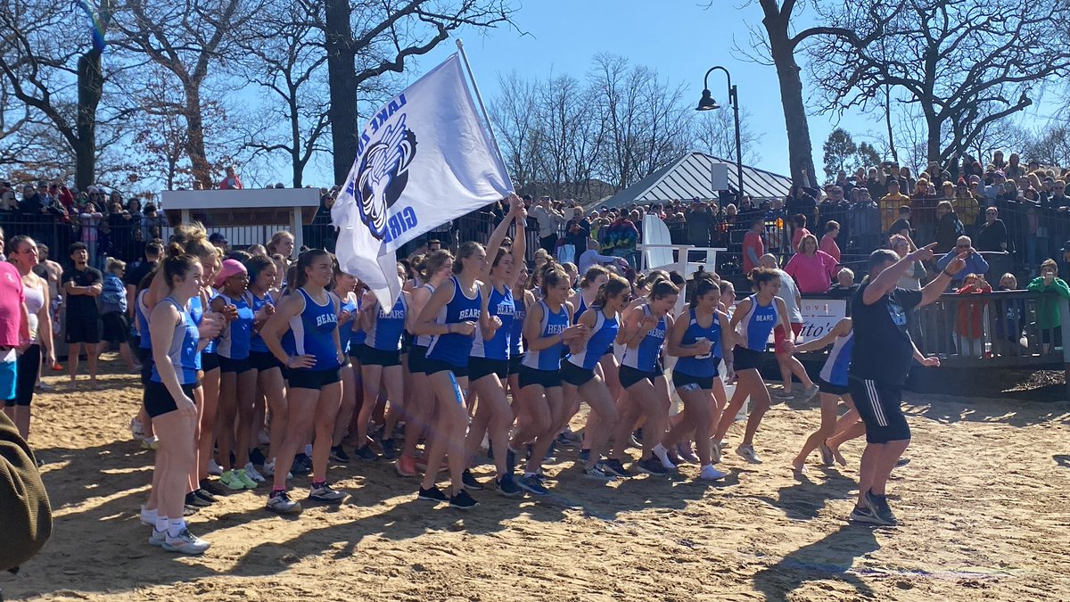 PurplePlunge's tweet photo. We are officially 1 WEEK AWAY from the Purple Plunge 2025! We have already raised over $142,000 and have 320 plungers signed up! 

Don’t forget to plan your costumes if you’d like to participate in our costume contest! Check out some of our previous team and individual costumes! https://t.co/eVpsbYl5sH