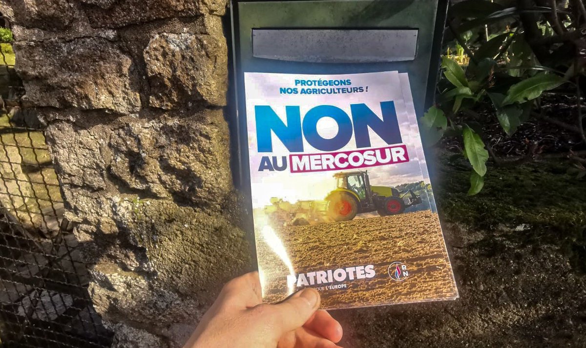 bryanpecqueur's tweet image. Boitage à #Clisson, dans le Vignoble Nantais pour réaffirmer notre opposition aux accords du #Mercosur.

Depuis des décennies, nos dirigeants sacrifient nos intérêts au profit d'un libre-échange effronté. 

 Vivement 2027 et le réveil national !

#SIA2025 #SalonDeLAgriculture