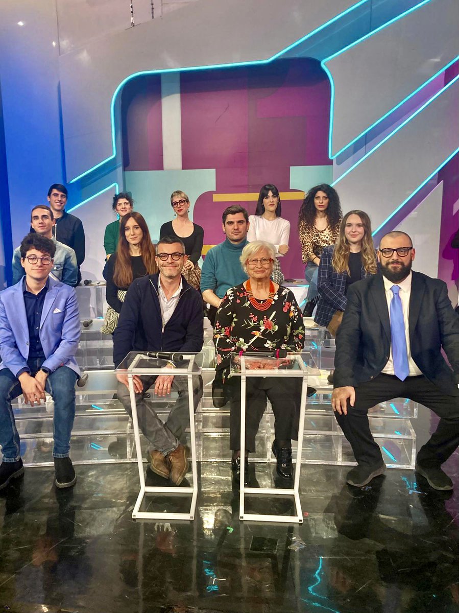 22/2/2025, 20^ puntata di <a href="/TvTalk_Rai/">Tv Talk</a>!

In studio con me <a href="/kindermaxxi/">Stefano Monti</a> <a href="/SofiaPatrini/">Sofia Patrini</a> <a href="/GioEmmaPi/">Giovanna Pavesi</a> <a href="/disattentoo/">Edo🐉🟥🦧🪐🪩🧩</a> <a href="/DaniLombardi03/">Daniele Lombardi</a> <a href="/tudifrudi/">Alice Valeria Oliveri</a> <a href="/GiadGiorgi/">Giada Giorgi</a> <a href="/aninotchka97/">Anita della cioppa</a> <a href="/scornerhenry/">Henry</a> <a href="/CivitaDamiana/">Damiana Civita</a> oltre ai #target Antonio e Lilli!

#TITOLIDICODA #ANALISTI 

#TvTalk torna sabato 1/3! ❤️