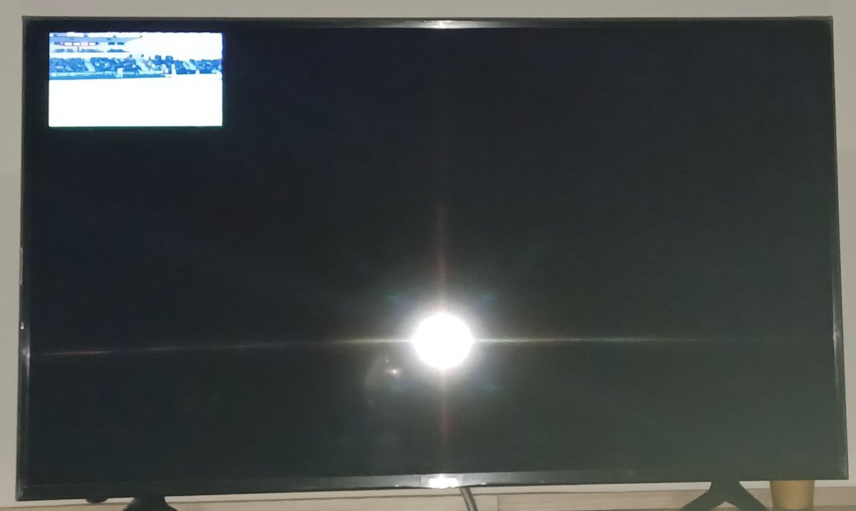 ro_chm_'s tweet photo. @RTVBetis @ADCeuta_FC @JulioRamosMon @SantIRoldanG10 A alguien más le pasa esto?? Llevo unos días con este problema y solo me pasa en Betis tv... https://t.co/MW5Wyewuf1
