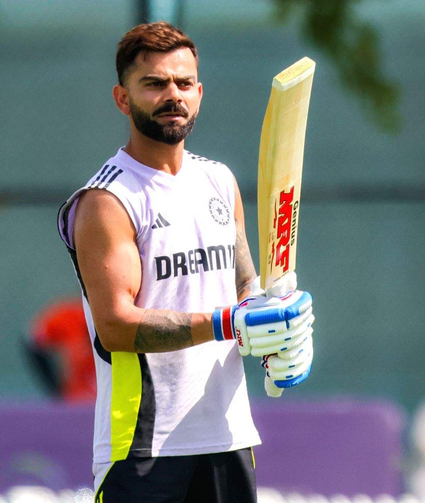 KohliSensation's tweet photo. (2/8)

#ViratKohli #INDvPAK #PAKvIND #ChampionsTrophy2025 @imVkohli https://t.co/wDq4uuab9I