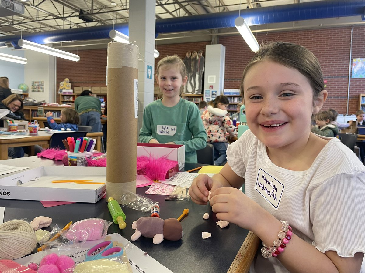 sagGEYER's tweet image. Engineering on a Saturday morning! 🌟 Conundrum Day 2025 @glndschools
