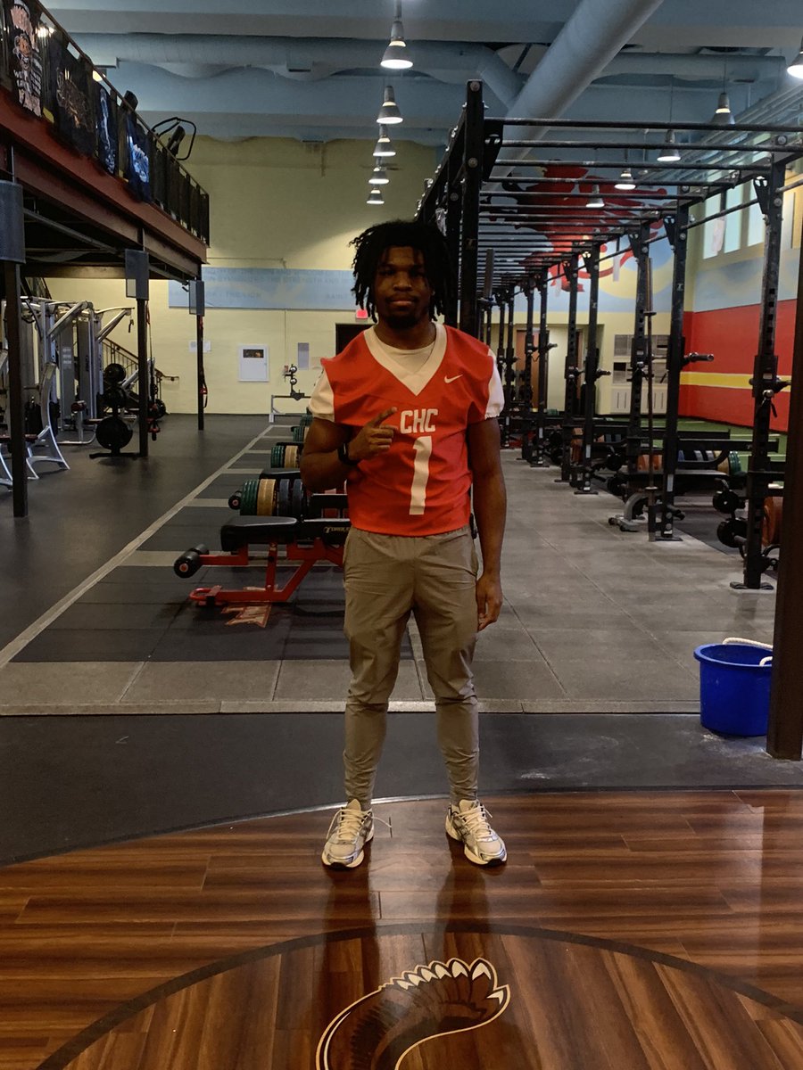 4era___'s tweet photo. thank you to all the coaches that i reached out and who i talked to with that being said i will be committing to chestnut hill college #rollgriffs🔴🟡 https://t.co/CRCIm6oued