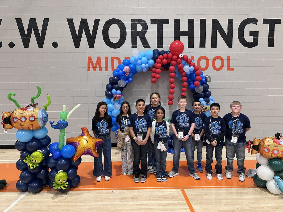 EGarcia_BES's tweet image. Extremely proud of our @jpb_coyotes_BES Teal Wave Bots! What a way to represent our school and #TeamSISD.