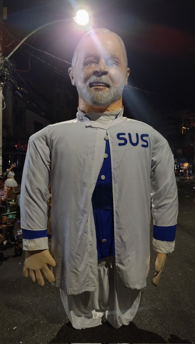 donniedarko73's tweet image. bloco dna suburbano @ madureira 

#blocodnasuburbano #dnasuburbano #blocos #blocosrj #carnaval #carnaval2025 #madureira #riodejaneiro
