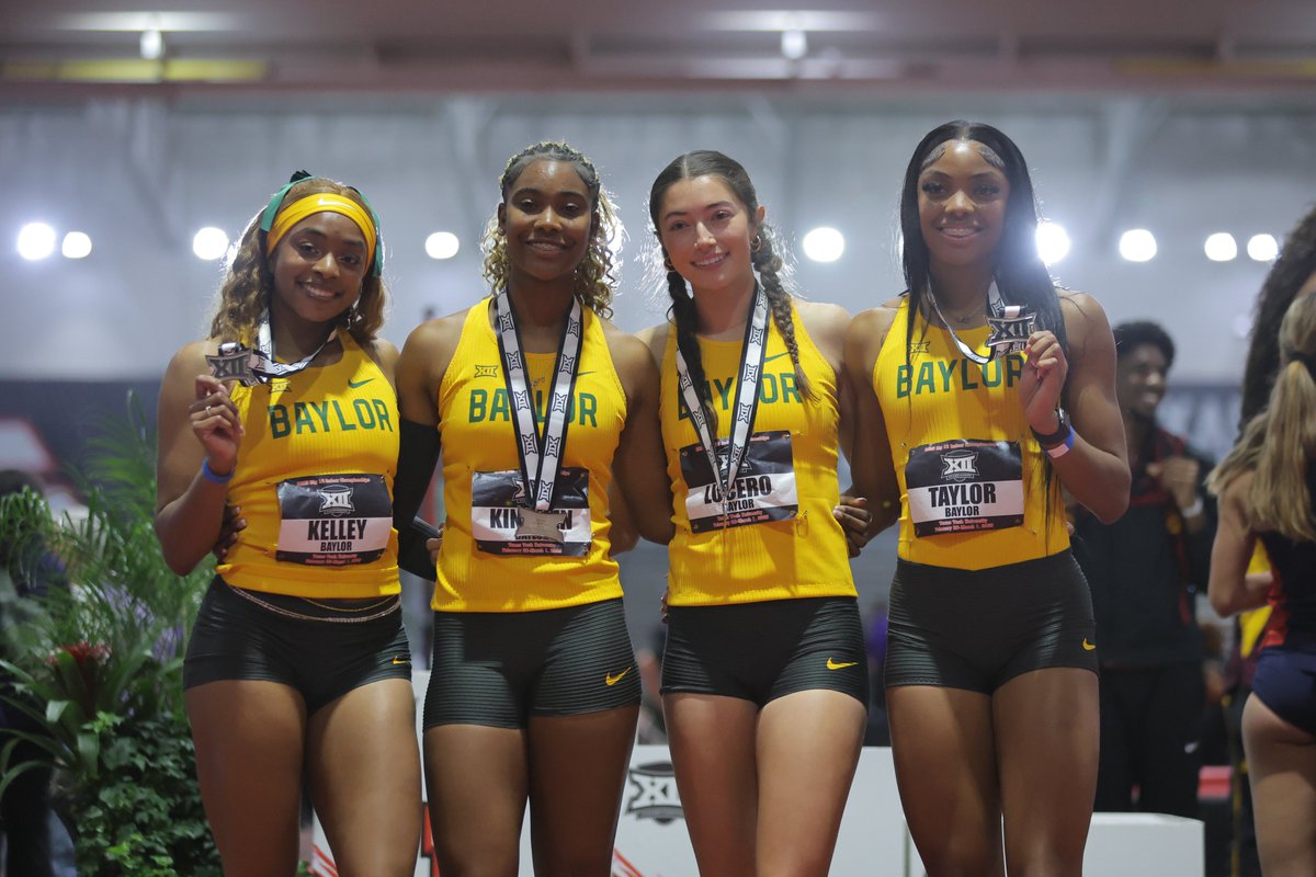 Okay, ladies! 🥈

Serafima Lucero, Tiriah Kelley, Calisha Taylor &amp; Aaryona Kinchen run a 3:33.39 for second place in the 4x400!
 
#SicEm 🐻