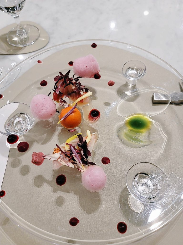 satomin_room's tweet photo. 誕生日には例年抱負を設定しがち
#さとみんログ
#Top100Restaurant
#InnovativeFrench
#gastronomy
#Japan https://t.co/ihXzIJIXV0