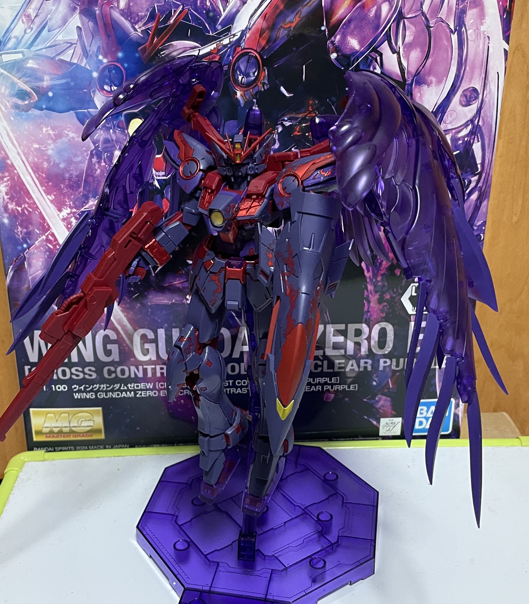 MG 1/100 ウイングガンダムゼロEW [CROSS CONTRAST COLORS
