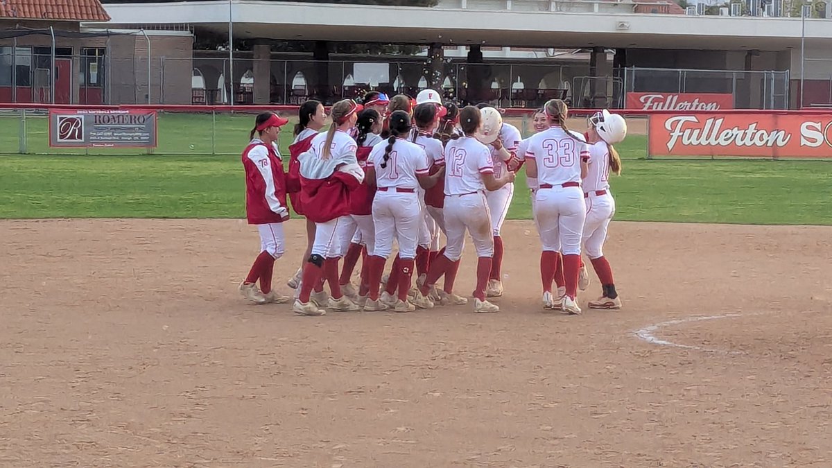 Fullerton Union High School Athletics (@1893_fuhssports) on Twitter photo With a WALK-OFF HIT by Malaya Majam-Finch FUHS beats Warren 6-5! FUHS Softball goes 2-0 today in the Savanna Tournament. GO TRIBE! <a href="/fullertonhigh/">The Tribe</a> <a href="/fjuhsd/">Fullerton Joint Union High School District</a> <a href="/OCSportsZone/">OC Sports Zone</a> <a href="/ocvarsityguy/">Dan Albano</a> <a href="/DavidDelgado_OC/">David Delgado🇪🇨</a> <a href="/FUHS__Softball/">Fullerton Tribe Softball</a> <a href="/FullertonASB/">FUHS ASB</a> With a WALK-OFF HIT by Malaya Majam-Finch FUHS beats Warren 6-5! FUHS Softball goes 2-0 today in the Savanna Tournament. GO TRIBE! <a href="/fullertonhigh/">The Tribe</a> <a href="/fjuhsd/">Fullerton Joint Union High School District</a> <a href="/OCSportsZone/">OC Sports Zone</a> <a href="/ocvarsityguy/">Dan Albano</a> <a href="/DavidDelgado_OC/">David Delgado🇪🇨</a> <a href="/FUHS__Softball/">Fullerton Tribe Softball</a> <a href="/FullertonASB/">FUHS ASB</a>