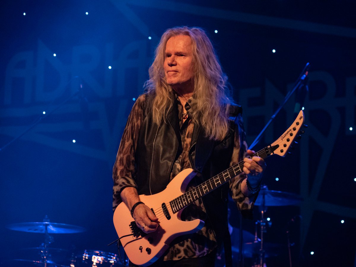 NERockReview's tweet image. Adrian Vandenberg at Hartford, Connecticut 
February 27, 2025.

Full show coverage and more photos: northeastrockreview.com/adrian-vandenb…