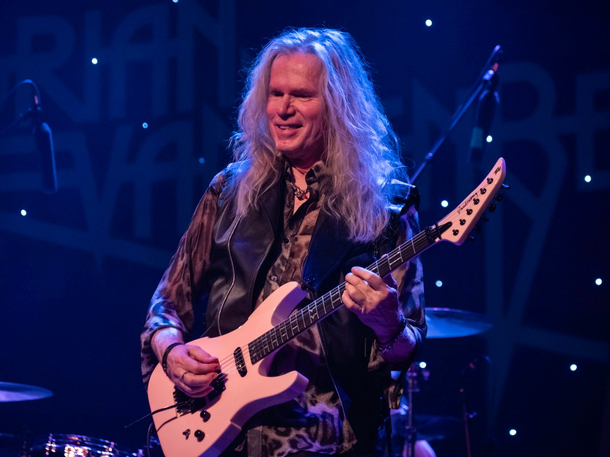 NERockReview's tweet image. Adrian Vandenberg at Hartford, Connecticut 
February 27, 2025.

Full show coverage and more photos: northeastrockreview.com/adrian-vandenb…