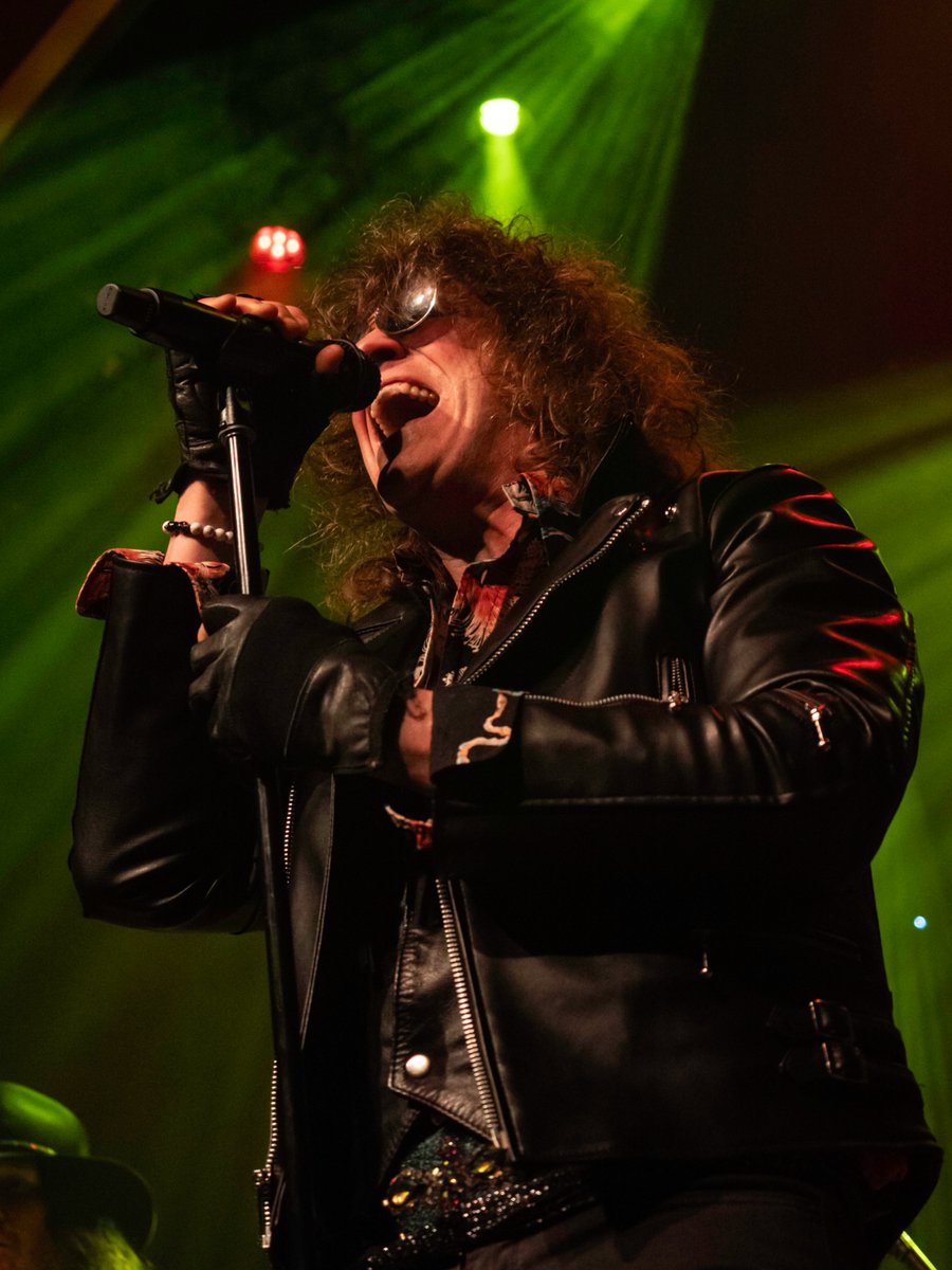 NERockReview's tweet image. Bad Marriage opening for Adrian Vandenberg at Hartford, Connecticut - February 27, 2025

Full show coverage and more photos:
northeastrockreview.com/adrian-vandenb…