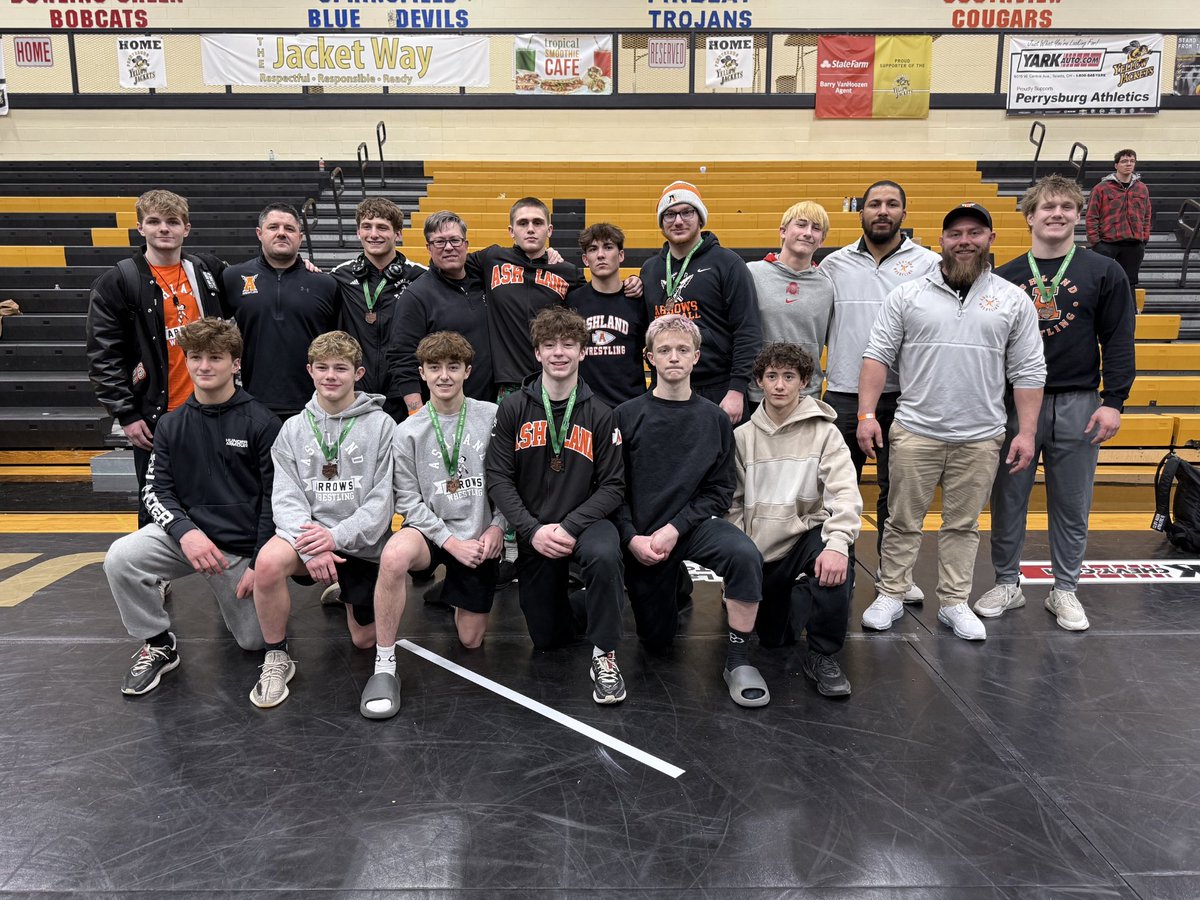 3rd place team finish at arguably the toughest District in the state! Congratulations Arrows and good luck to state qualifiers Max Ohl (113), Mason Bauer (126), Guardian Miller (144) and Drayston "Buddha" Martin (215).
