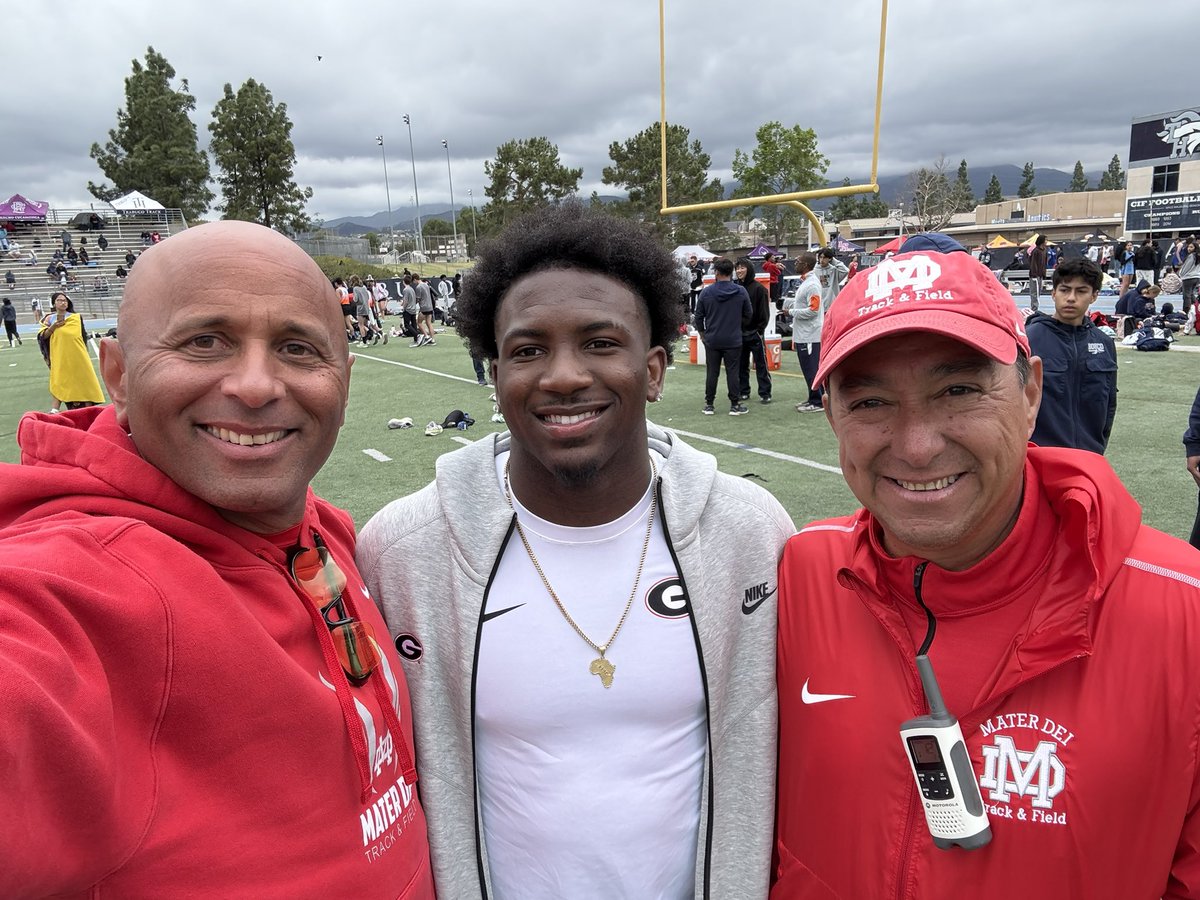 Sam Collins (@hurdle33) on Twitter photo Always a TRACK GUY <a href="/NateUA1_/">Nathaniel Frazier</a> comes to visit his <a href="/MDHS_XCTrack/">Mater Dei XC and Track & Field</a> team at the Mustang Roundup where he always shined on the track <a href="/PrepCalTrack/">Rich Gonzalez</a> <a href="/GeorgiaFootball/">Georgia Football</a> <a href="/latsondheimer/">eric sondheimer</a> <a href="/SteveFryer/">Steve Fryer</a> <a href="/CoachJTAyers/">J.T. Ayers 🇺🇸</a> Always a TRACK GUY <a href="/NateUA1_/">Nathaniel Frazier</a> comes to visit his <a href="/MDHS_XCTrack/">Mater Dei XC and Track & Field</a> team at the Mustang Roundup where he always shined on the track <a href="/PrepCalTrack/">Rich Gonzalez</a> <a href="/GeorgiaFootball/">Georgia Football</a> <a href="/latsondheimer/">eric sondheimer</a> <a href="/SteveFryer/">Steve Fryer</a> <a href="/CoachJTAyers/">J.T. Ayers 🇺🇸</a>