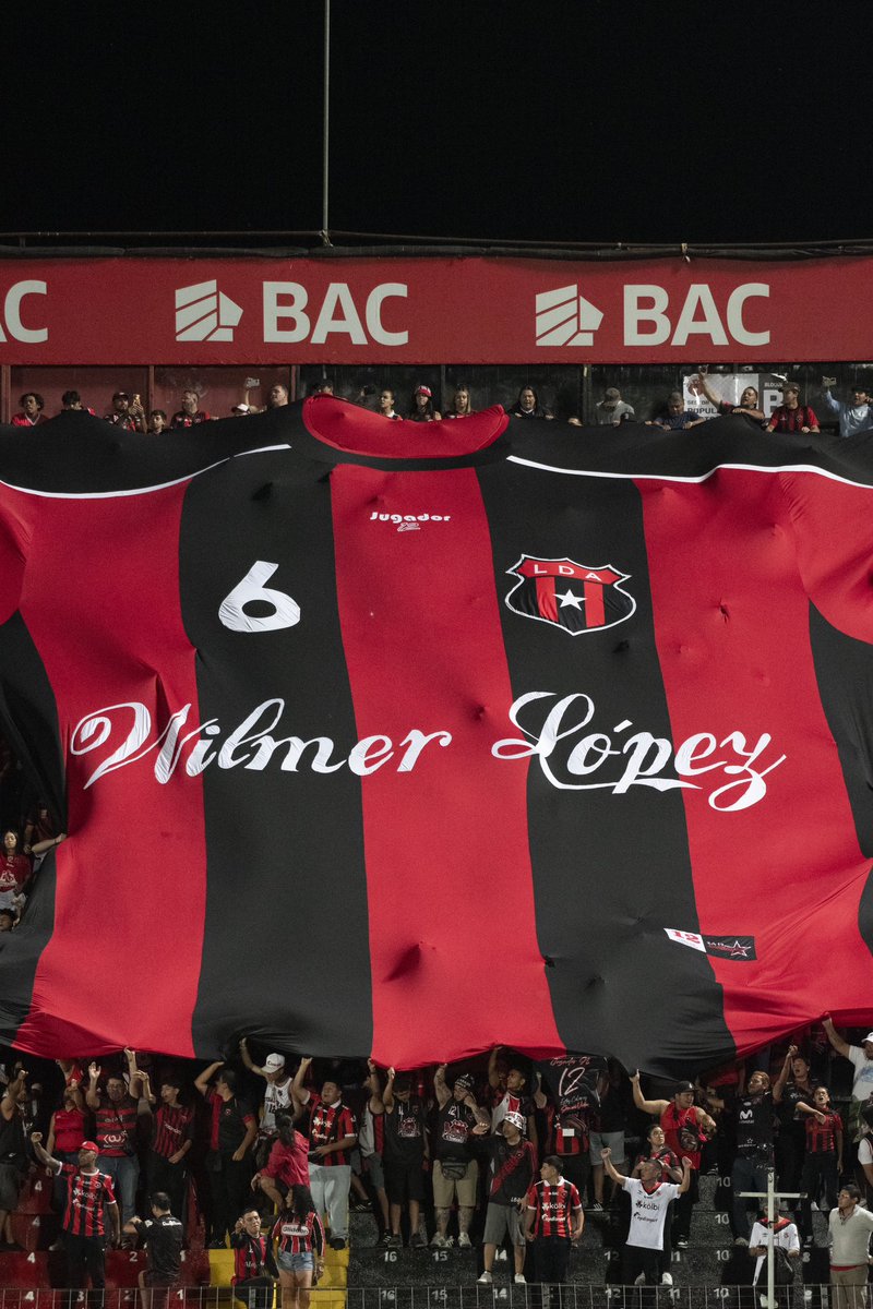 La #6 para la eternidad. ¡Gracias Wilmer! 🔴⚫️