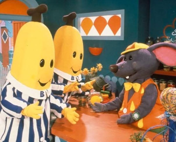 90Nostalgico's tweet photo. Bananin y Bananon junto a Don Rata 🐭 https://t.co/pi25avXEEl