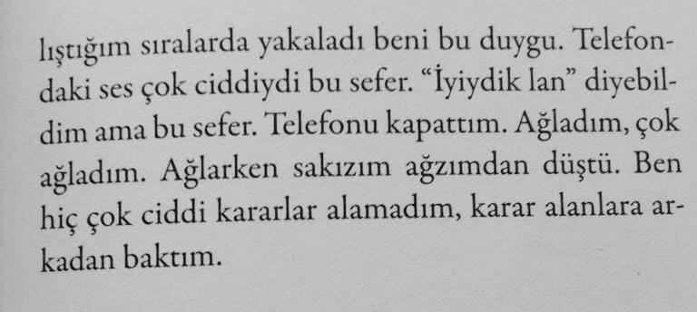 Ağlarken sakızım ağzımdan düştü