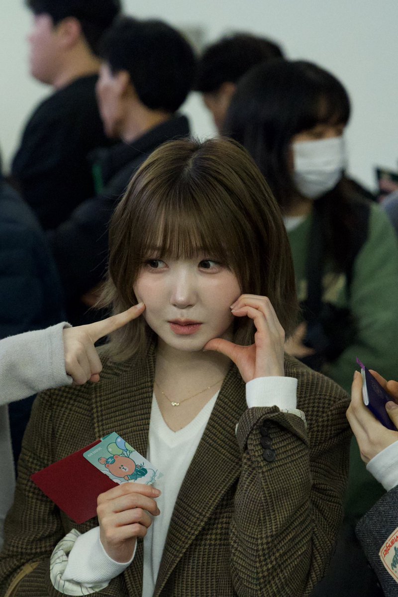 hitomi_bagel's tweet image. 20250302 ICN 🛫 
런웨이&amp;amp; 세마넴 무대 모두 잘하고와
중단발 히이 너무 아름다워 😍

#혼다히토미 #히토미 #本田仁美 #HITOMIHONDA
#SAYMYNAME #세이마이네임
#セイマイネーム
#SMN #세마넴 #セマネ