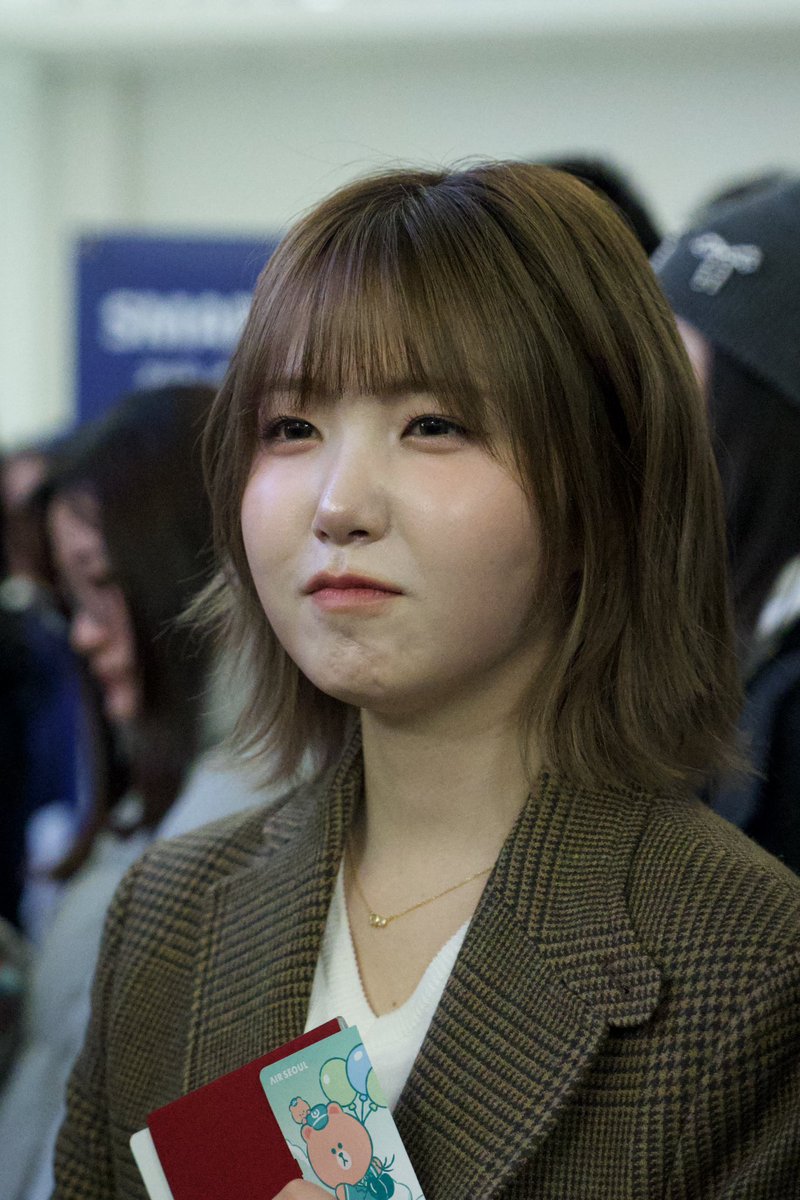 hitomi_bagel's tweet image. 20250302 ICN 🛫 
런웨이&amp;amp; 세마넴 무대 모두 잘하고와
중단발 히이 너무 아름다워 😍

#혼다히토미 #히토미 #本田仁美 #HITOMIHONDA
#SAYMYNAME #세이마이네임
#セイマイネーム
#SMN #세마넴 #セマネ