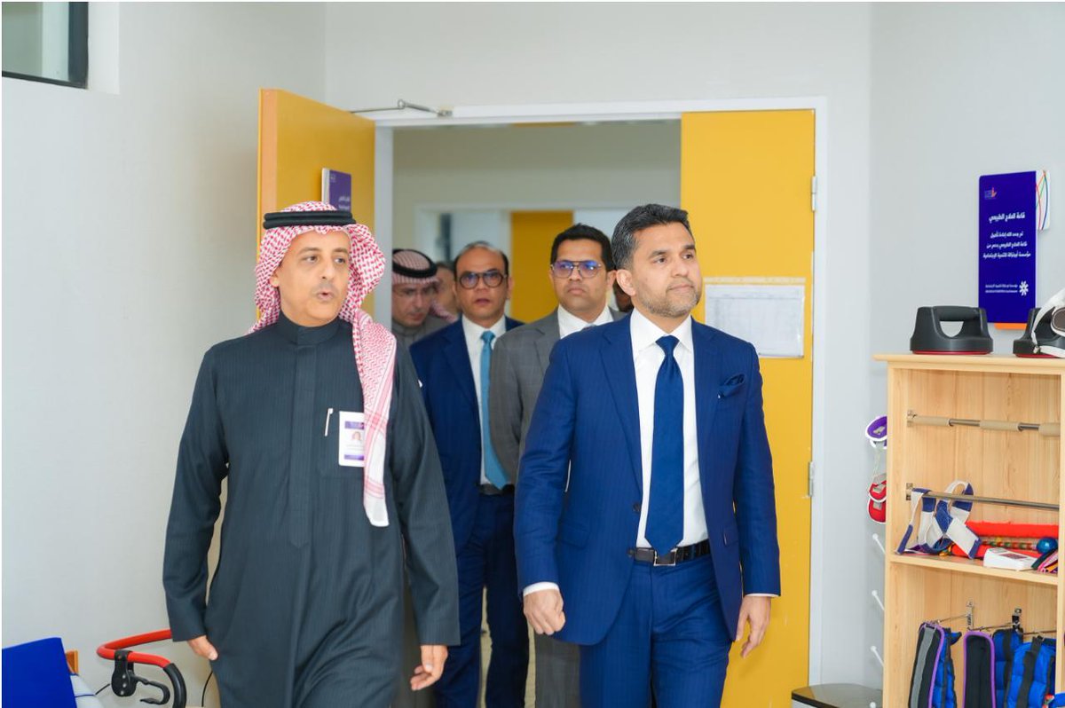 Burjeel Arabia Group sign a strategic partnership with the Children with Disabilities Association in Riyadh to develop comprehensive rehabilitation programs 
-
alriyadhdaily.com/article/7b9b6c…

<a href="/BurjeelHoldings/">Burjeel Holdings</a> <a href="/drshamsheervp/">Dr. Shamsheer Vayalil</a> 
<a href="/CWDA_SA/">جمعية الأطفال ذوي الإعاقة</a> <a href="/AltamimiAhmed/">د. أحمد عبدالعزيز التميمي</a>
