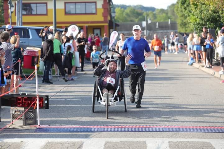 agar_john's tweet image. Today is the start of #CerebralPalsy Awareness Month, and my birthday month! 

Is life challenging? Yes, but I wouldn’t want it any other way and let’s be honest… Life is challenging for everyone in different ways, my challenges are just more visible than others. But you can…