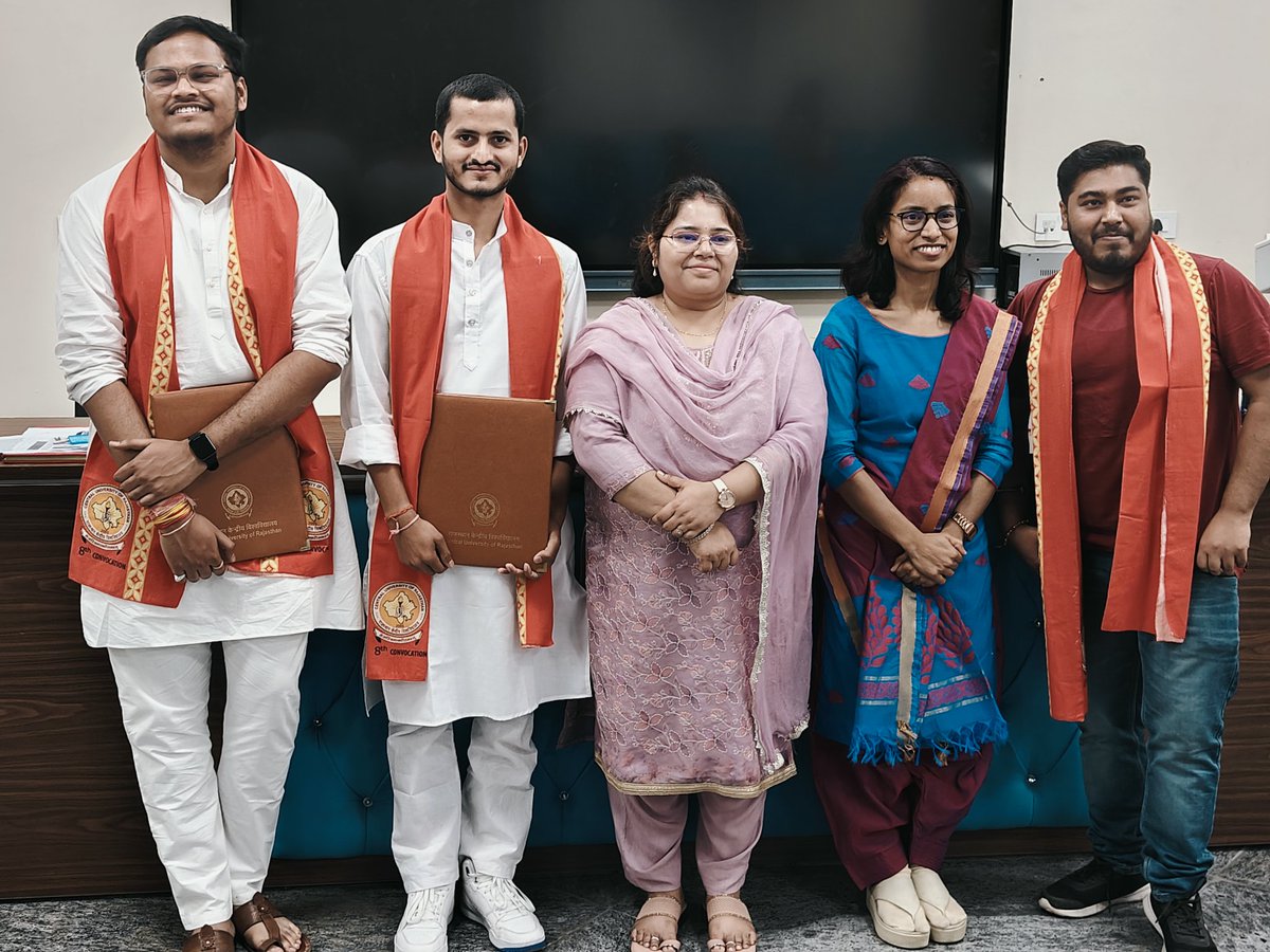 shashi7pandey's tweet photo. Closing one chapter, opening another: 8th Convocation day at CURAJ! #FinallyGraduated #Convocation 
@CURajasthan @Nivienvi @ritu2735 https://t.co/v96Ztvpt3P