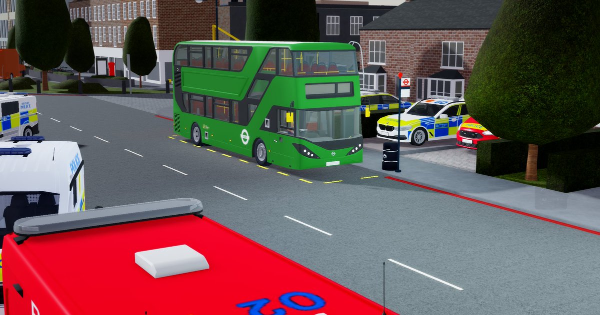 FirstGroupPLCRB's tweet photo. Tonight, First bus🚌had the pleasure of transporting passengers around WB to and from WP for the election results🗳️.

Thank you too all drivers who partook along with all our valued customers.

Join us today https://t.co/L9rXLPtps1 https://t.co/ZZbEAMfVUH
