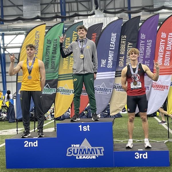 𝐌𝐞𝐧'𝐬 𝐓𝐫𝐢𝐩𝐥𝐞 𝐉𝐮𝐦𝐩

🥇 Adam Dugger, <a href="/NDSUTrackField/">NDSU Track & Field / Cross Country</a> (49-04.50)
🥈 Reece Grosserode, NDSU (49-02.25)
🥉 Carsen Staehr, <a href="/SDCoyotesXCTF/">South Dakota Track & Field / Cross Country</a> (48-07.25)

#ReachTheSummit x #SummitITF