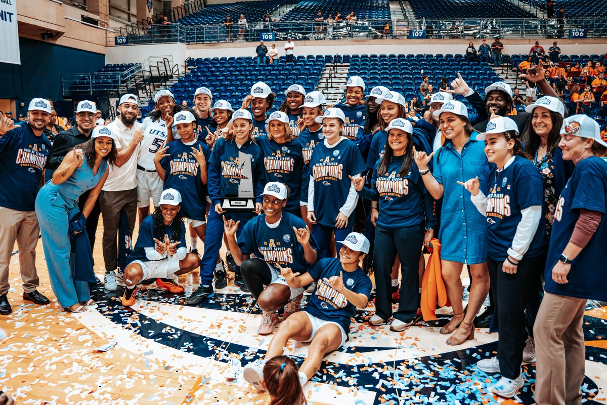 UTSAWBB's tweet image. Had some fun today! 

#BirdsUp 🤙 | #LetsGo210 | #CashIn 🏀