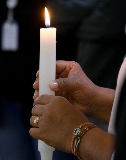 Estuvimos en la ceremonia de #EntregaDigna de los cuerpos de Abraham y Rodrigo con sus familias, participaron el magistrado Alejandro Ramelli, presidente de la <a href="/JEP_Colombia/">Jurisdicción Especial para la Paz</a> el director de la
<a href="/UIA_JEP/">Unidad de Investigación y Acusación de la JEP</a> Giovanni Álvarez Santoyo; los magistrados auxiliares Tania  y Jonathan