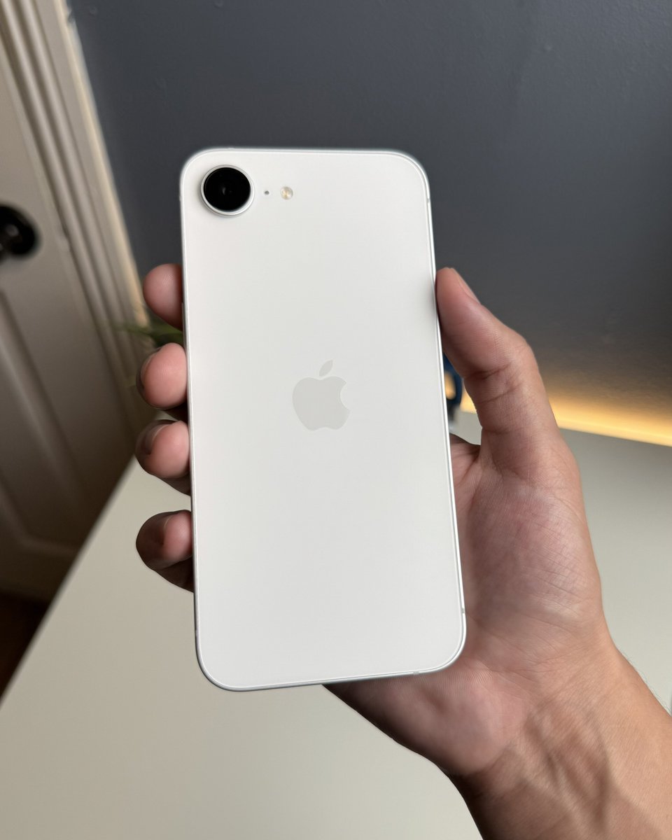 Apple Hub tweet media