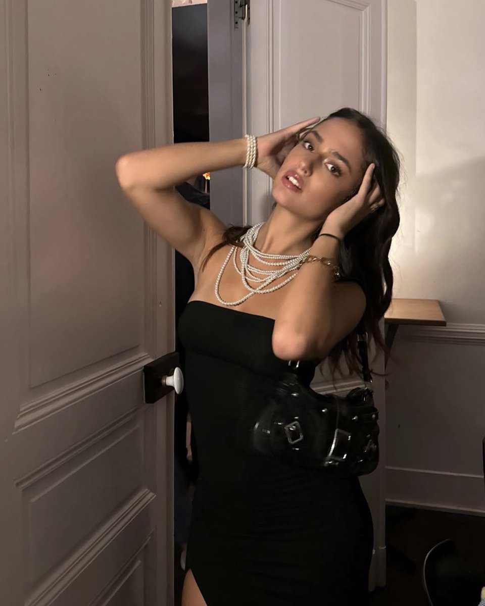 almost dressed up as a poker chip but alas #hostedbytheparkinsons