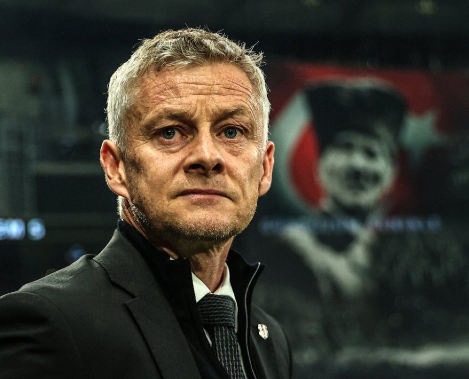 Hocanın 9 maçta takıma etkisini başka hiçbir teknik direktör yapamazdı. 

Yolumuza çok güzel devam ediyoruz. 

İyi günde herkes destek olur. Kötü gününde herkes hocanın arkasında durmalı. 

Sabrın sonunda güneşli günler bizi bekliyor. 

Elimizdeki cevherin kıymetini bilmek gerek.