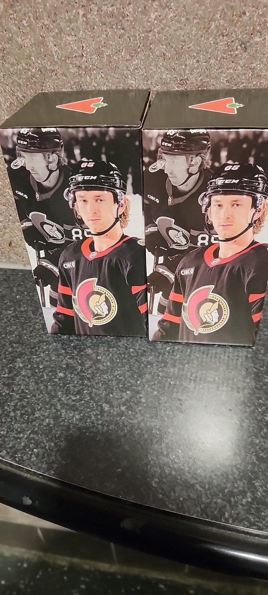 TheSensGuy's tweet image. GameDay giveaway!

To win 1 of these 2 Sanderson bobbleheads.

Comment, like and RT.

Will draw a winner by end of the game! 

Good luck!

#GoSensGo