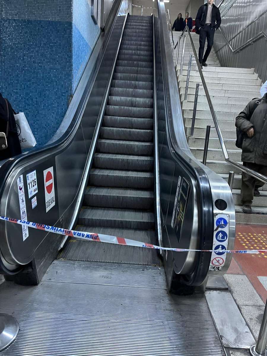 Başkanlar değişse de engellilerin çilesi hiç değişmiyor !
<a href="/hcanguner/">Hüseyin Can Güner</a> 
<a href="/mansuryavas06/">Mansur Yavaş</a> 
<a href="/GazeteSolfasol/">Gazete Solfasol - Solfasol TV</a>