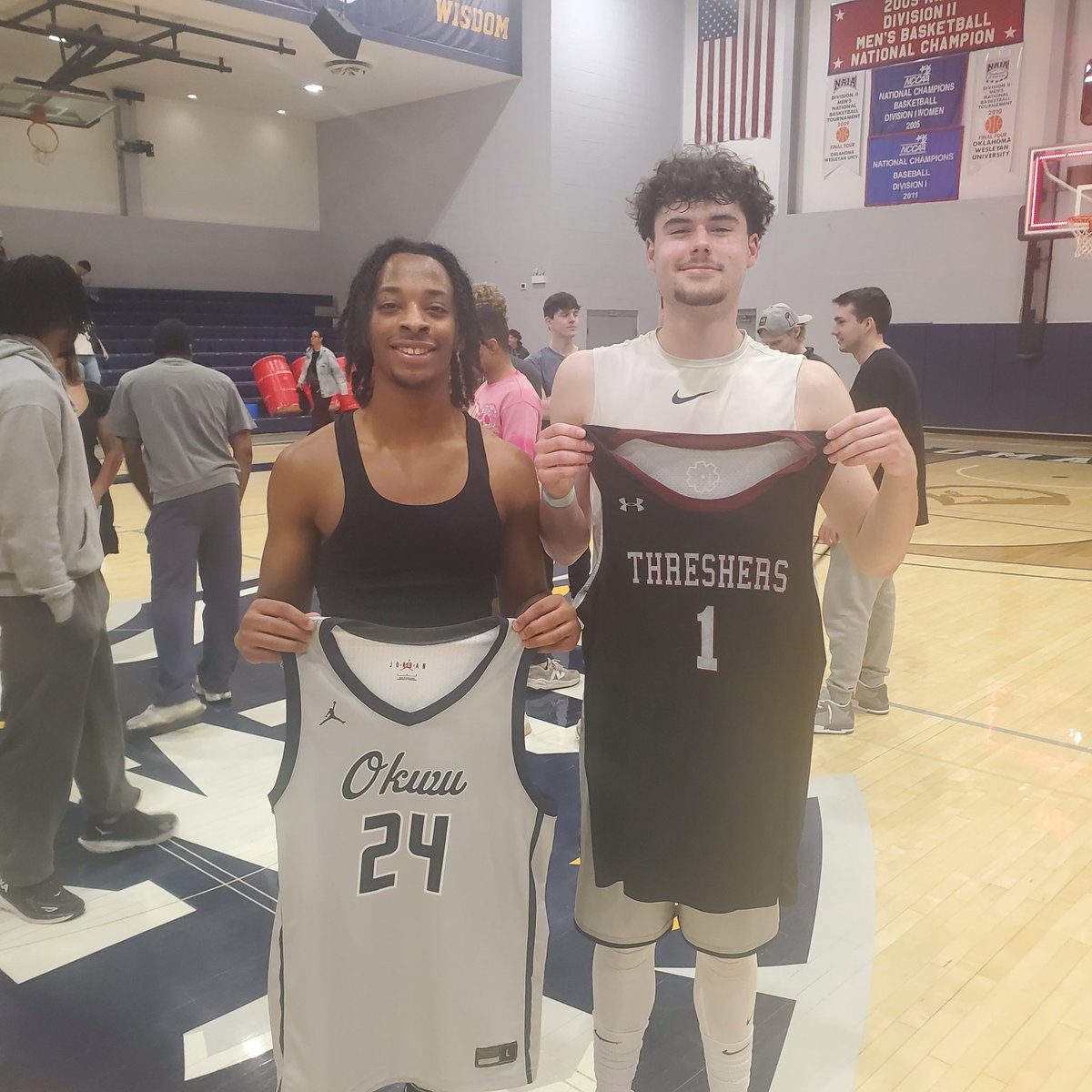 Two Eagle legends squaring off in their conference tourney. Proud of these guys…<a href="/Trent1Patterson/">Trenton“TP” Patterson</a> <a href="/JensenKnowles13/">Jensen_Knowles</a>  #Family
