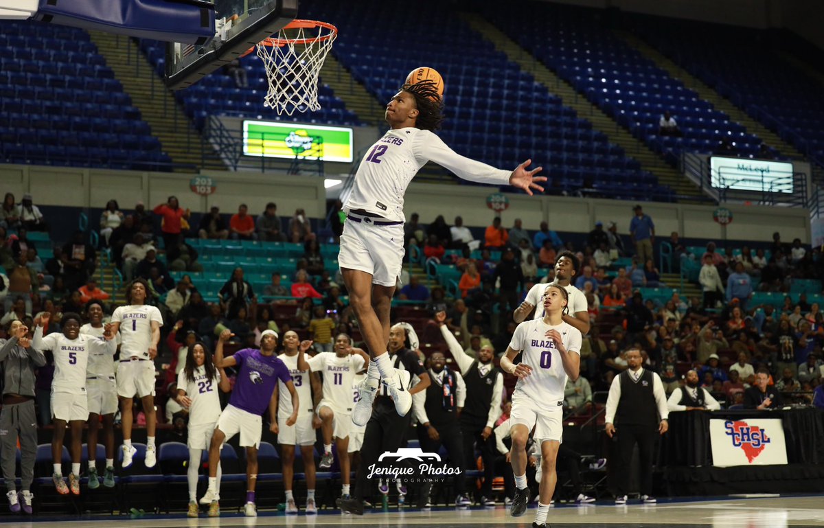 Jenique Photos 📸 (@jenique_jenny) on Twitter photo <a href="/Kor1e_/">Korie Corbett</a>
<a href="/RidgeViewSports/">Ridge View Sports</a>
knocking them down onto State
#Bball2025 #statefinals25
🏀🤍💜🖤💪🏽🏀📸 <a href="/Kor1e_/">Korie Corbett</a>
<a href="/RidgeViewSports/">Ridge View Sports</a>
knocking them down onto State
#Bball2025 #statefinals25
🏀🤍💜🖤💪🏽🏀📸